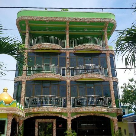 Wisma Rizky Hotel Bengkalis Buitenkant foto